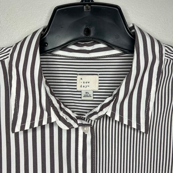 Lot of 2 Women's A New Day XL Button Up Shirt Striped Beach Coastal Lightweight - Picture 5 of 16